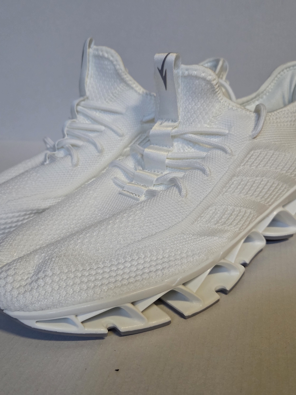 Men's Performance Knit Running Shoes - White